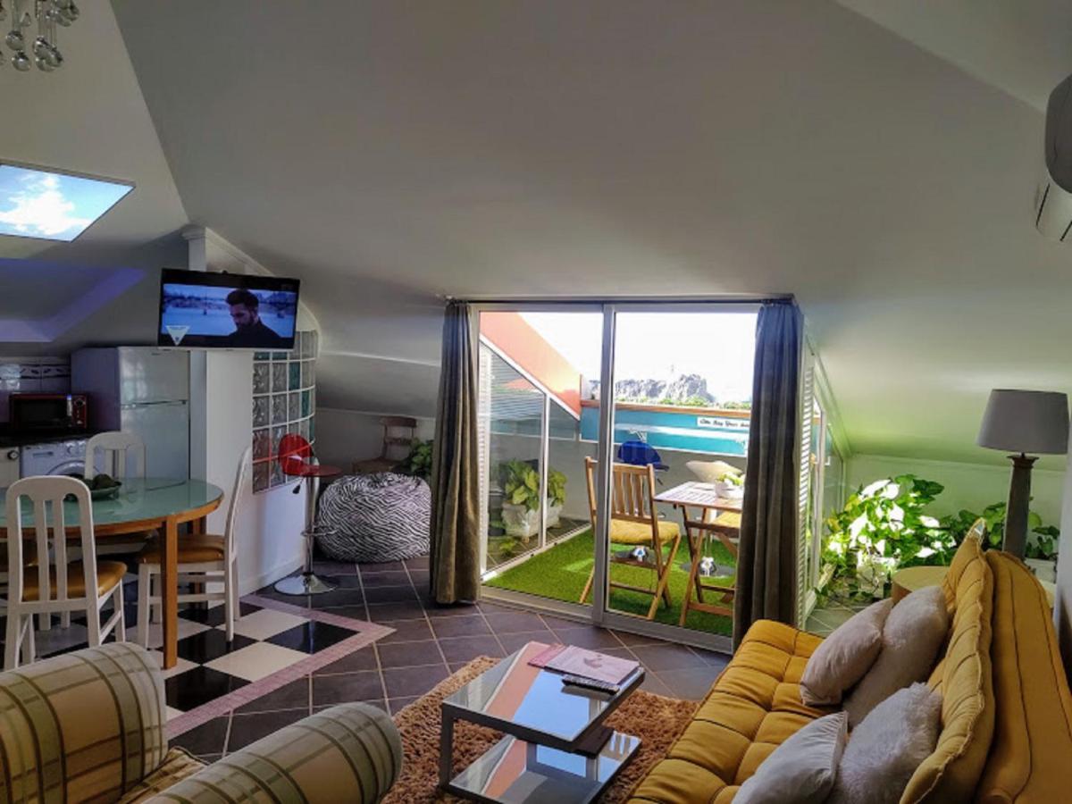 Attic Bay Apartment Camara de Lobos Ngoại thất bức ảnh