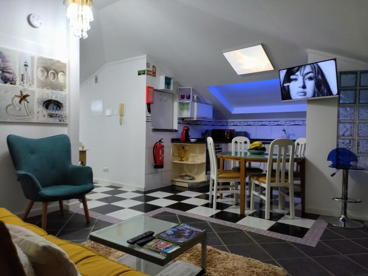 Attic Bay Apartment Camara de Lobos Ngoại thất bức ảnh